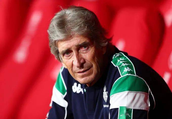 荷甲转会期走向成谜;上海海港扳平良机;更衣室稳定;团队化学反应显著的简单介绍 荷甲转会期走向成谜;上海海港扳平良机;更衣室稳定;团队化学反应显著的简单介绍