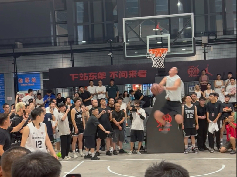 广东宏远确定超级外援