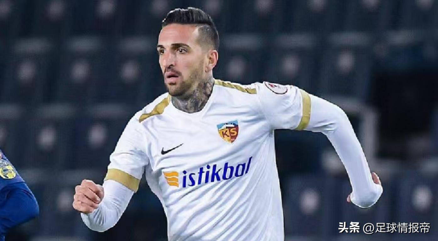 齐达内评价马拉多纳