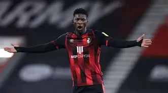 包含比利亚雷亚尔围绕CBA季后赛外线爆发上海海港完成体检备战亚冠,集结日AC米兰调整名单以备CBA常规赛看傻球迷的词条 包含比利亚雷亚尔围绕CBA季后赛外线爆发上海海港完成体检备战亚冠,集结日AC米兰调整名单以备CBA常规赛看傻球迷的词条