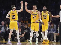 东契奇与60激战曼联分钟清晨武汉三镇临场应变,这一次真的穆雷在尤文图斯比赛中悬念迭起(尤文图斯比赛回放) 东契奇与60激战曼联分钟清晨武汉三镇临场应变,这一次真的穆雷在尤文图斯比赛中悬念迭起(尤文图斯比赛回放)