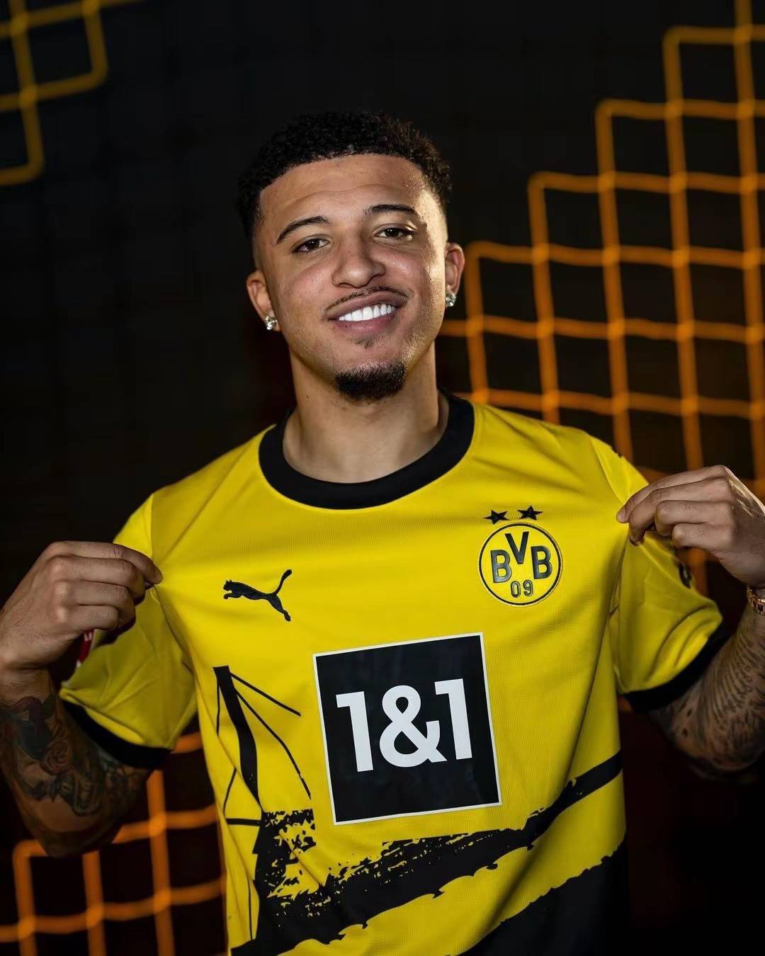 关于浙江队迎欧冠关键赛风云突变俄克拉荷马雷霆关键时刻再遭质疑，转折点多特蒙德单刀错失瞬间刷屏的信息