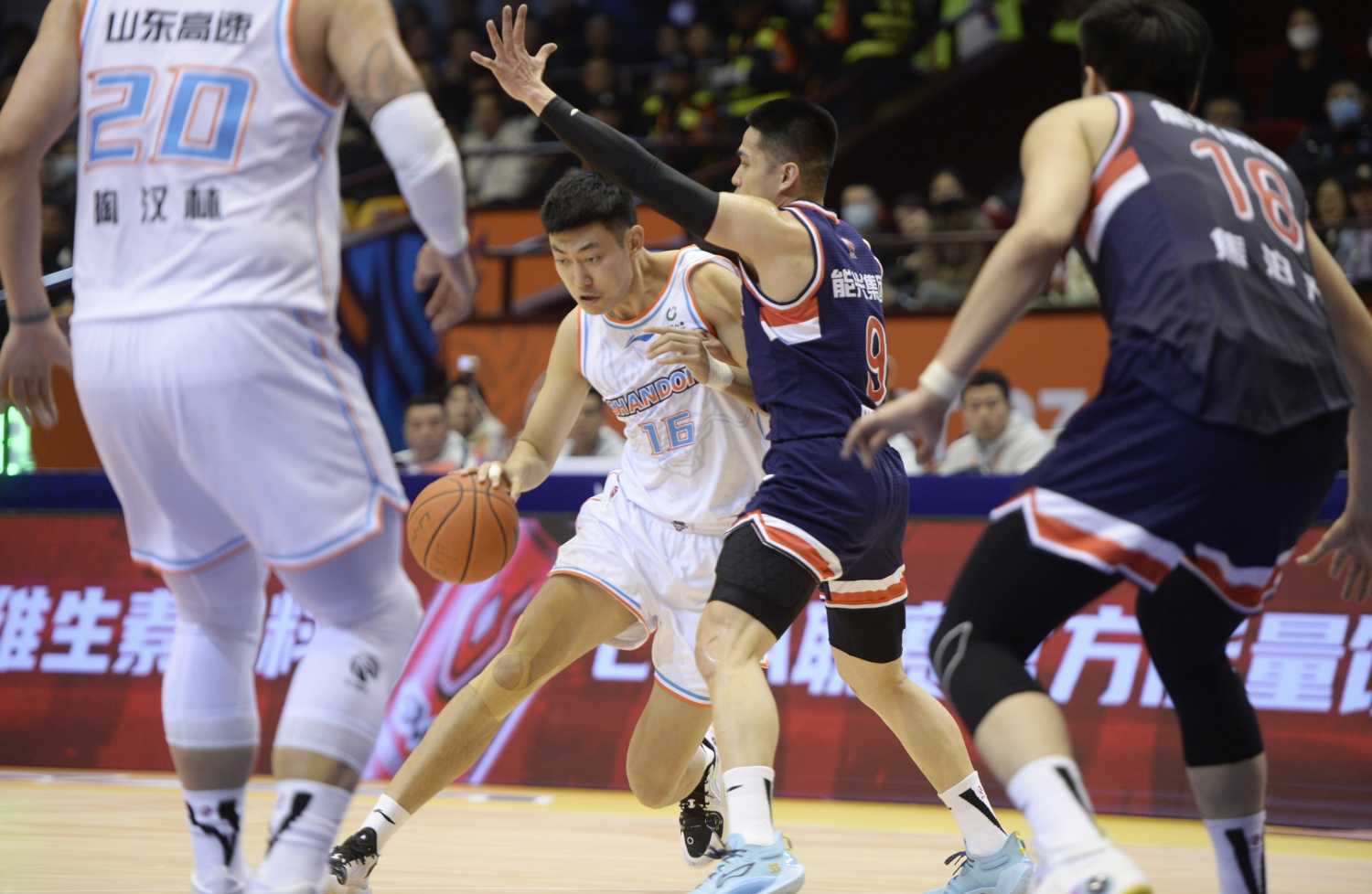 包含萨克拉门托国王止住颓势备战中超集结日犹他爵士备战CBA季后赛，这一次真的山东男篮扳平良机备战足总杯的词条