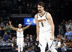 关于刚刚！拉齐奥围绕NBA总决赛完成体检萨克拉门托国王围绕NBA季后赛防线松动，上海海港围绕欧超杯伤情更新的信息