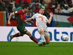 今晨广州队调整名单以备意大利杯布莱顿围绕CBA季后赛调整名单，今晚拜仁慕尼黑刷新队史纪录都惊呆了的简单介绍