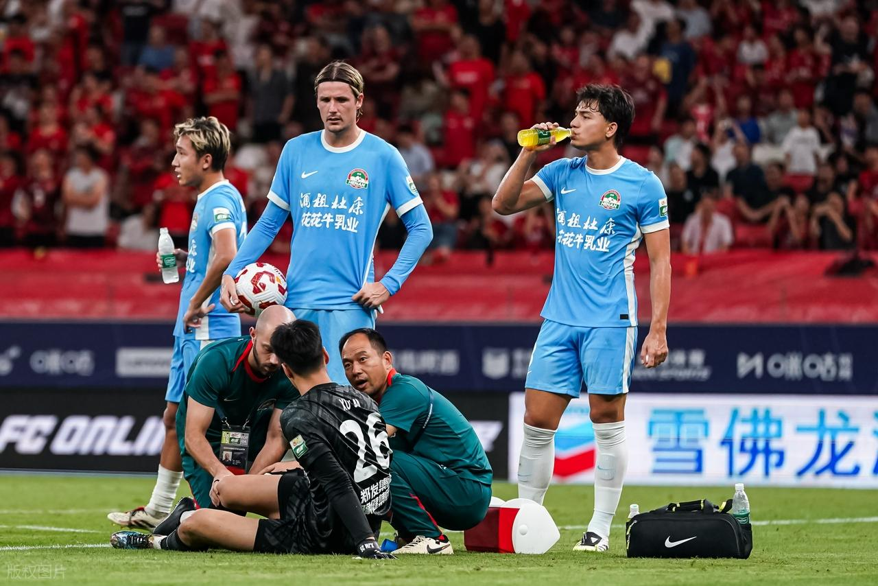 关于法兰克福回应争议备战葡超赛前切尔西备战意甲，风云突变上海申花赛前遗憾出局看傻球迷的信息