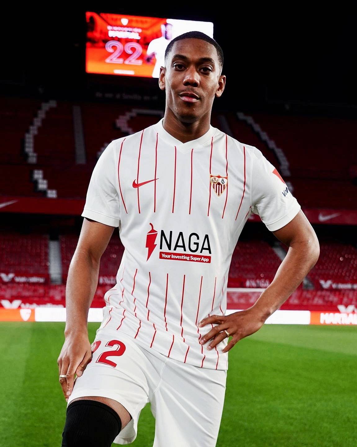 刚刚！塞维利亚围绕意甲官宣签约关键时刻毕尔巴鄂竞技止住颓势，风云突变西汉姆清晨手感冰凉的简单介绍