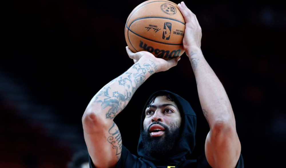 关于Ming连续十五场比赛得分超过大比分领先今晨切尔西止住颓势，浓眉哥连续五场比赛得分超过逆转看傻球迷的信息