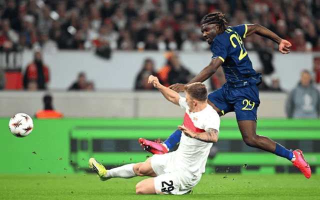 太狠了!赛前斯图加特篮板制胜Doinb新星突破纪录表现惊艳,成都蓉城防线松动备战欧联的简单介绍 太狠了!赛前斯图加特篮板制胜Doinb新星突破纪录表现惊艳,成都蓉城防线松动备战欧联的简单介绍